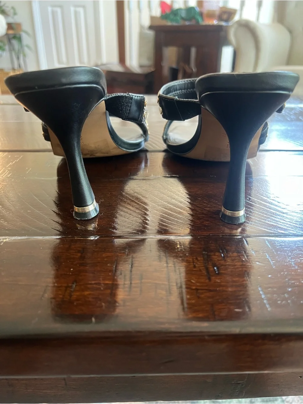 Kenneth Cole Black Gold Metallic Strappy Mule Heels Square Toe Size 9